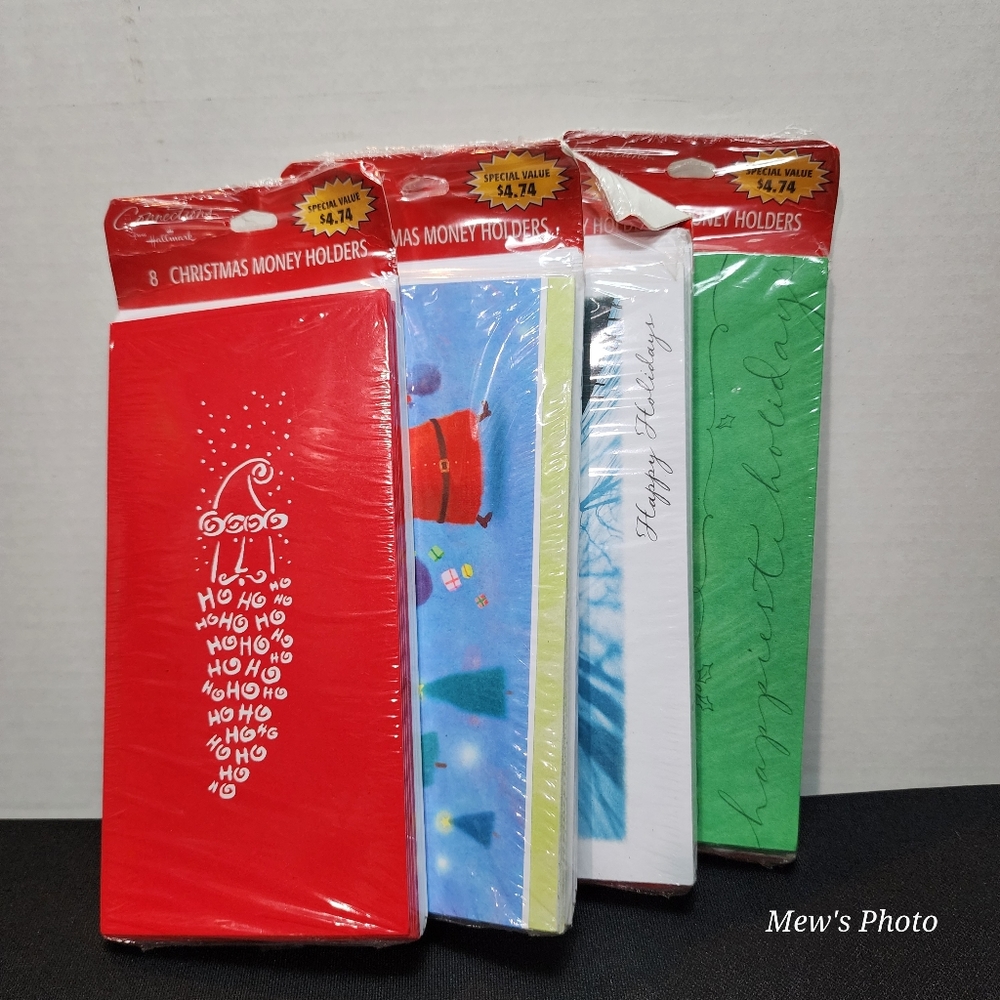 NEW - Christmas Money Holders (8 Cards in Pack; Total of 32 Cards)